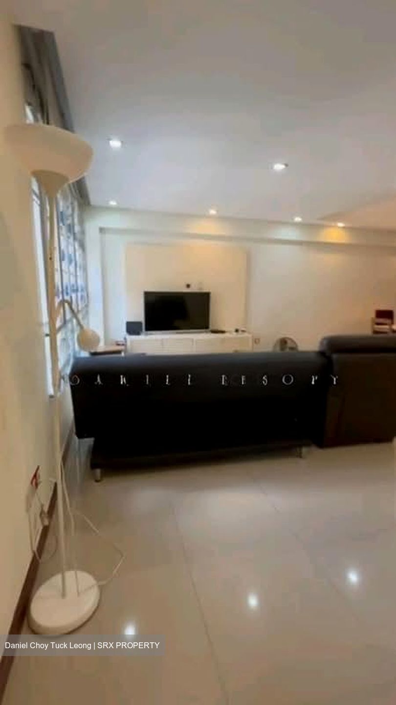 Blk 413B Coral Vale (Sengkang), HDB 5 Rooms #558155141